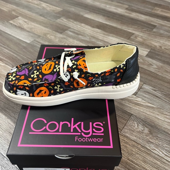 Halloween Kayak 2 Shoes by Corky’s Brand New in Box - Picture 3 of 7